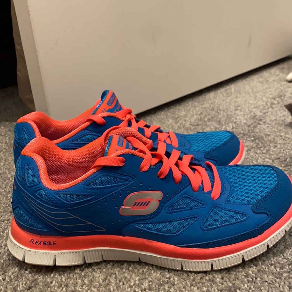 Sketchers flex appeal